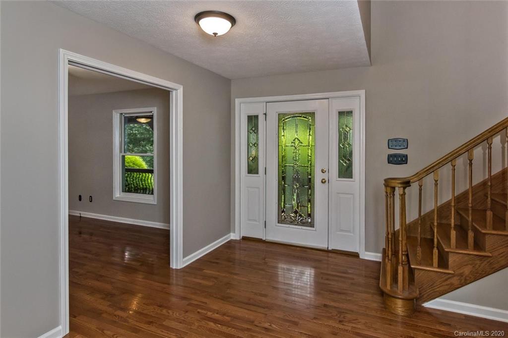12 La Michele Place Leicester NC 28748