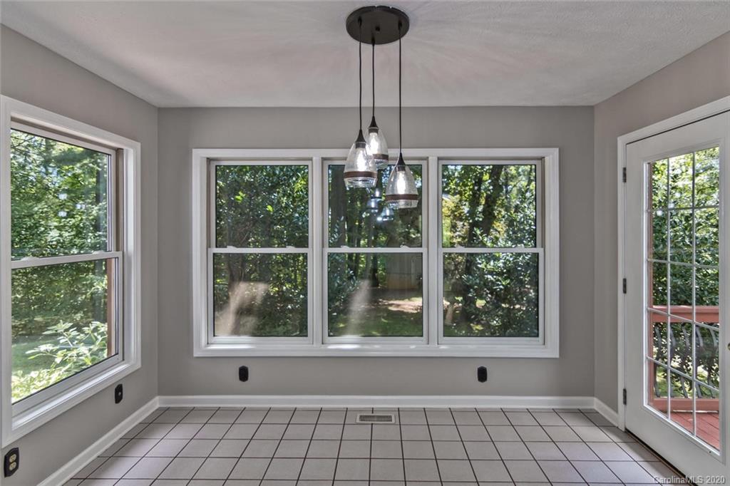 12 La Michele Place Leicester NC 28748