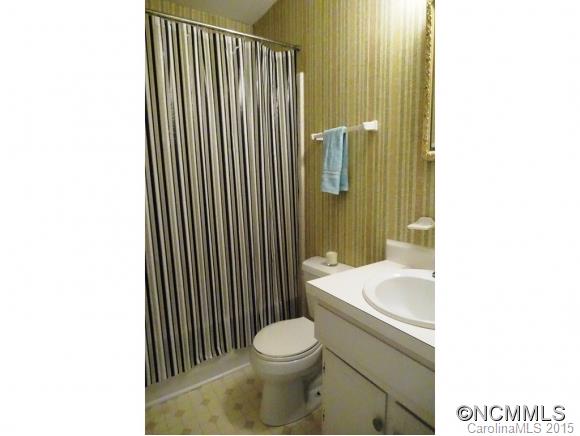 10 David Court Asheville NC 28806