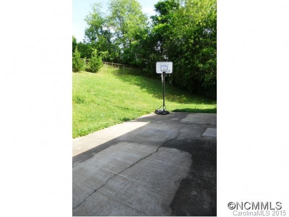 10 David Court Asheville NC 28806