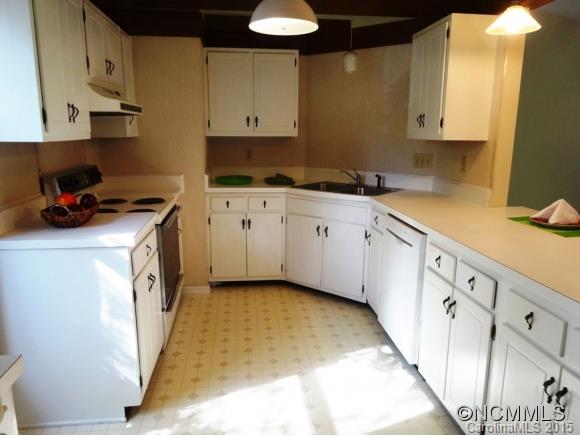 10 David Court Asheville NC 28806
