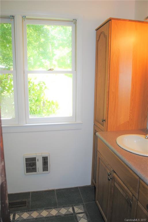 36 Wildfire Lane Burnsville NC 28714