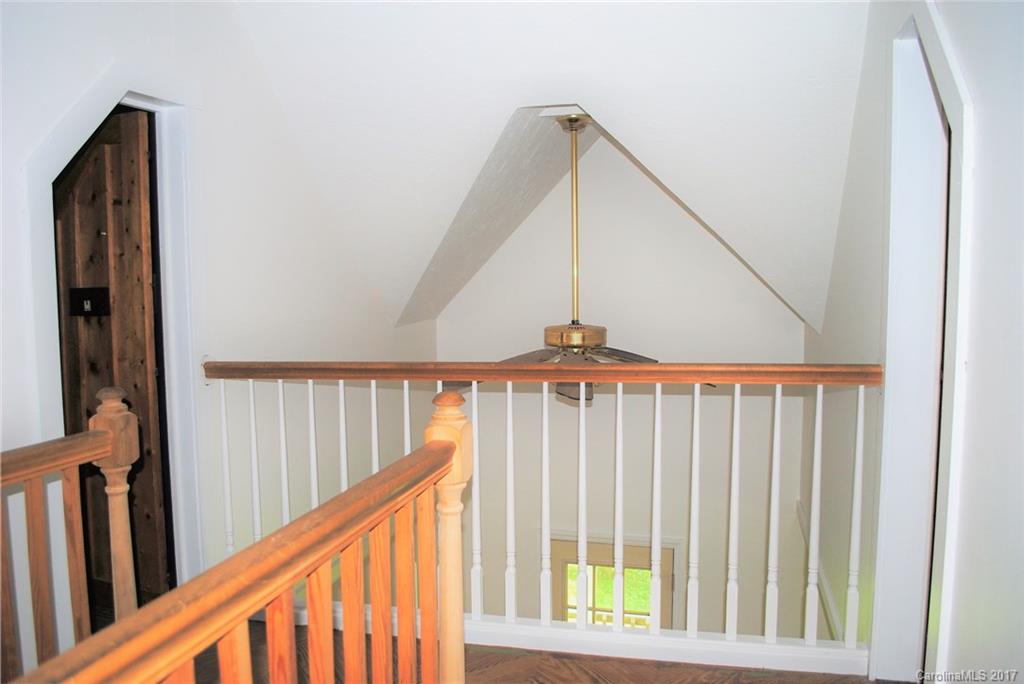 36 Wildfire Lane Burnsville NC 28714