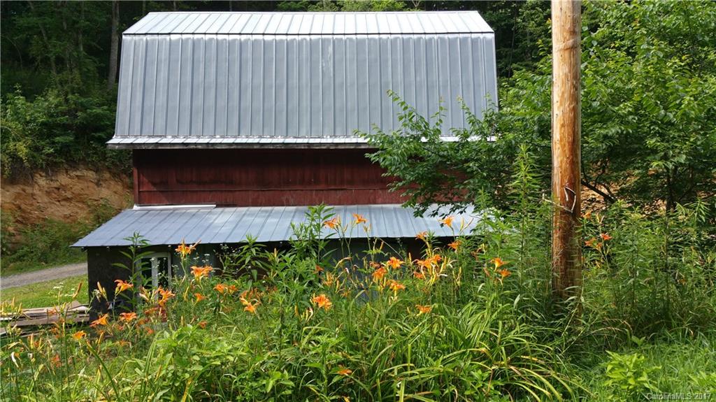 36 Wildfire Lane Burnsville NC 28714