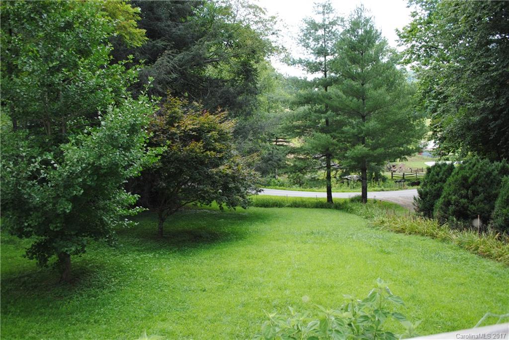 36 Wildfire Lane Burnsville NC 28714