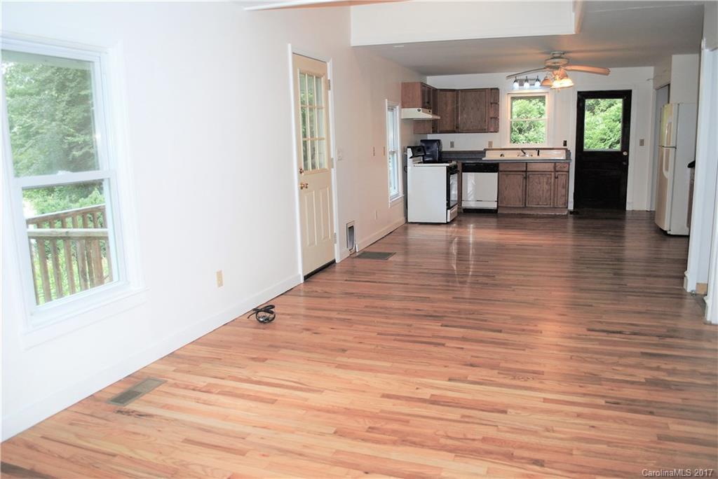 36 Wildfire Lane Burnsville NC 28714