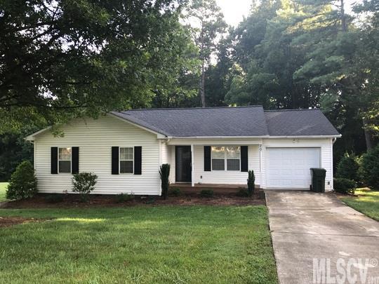 20 30th Avenue Place NW Hickory NC 28601