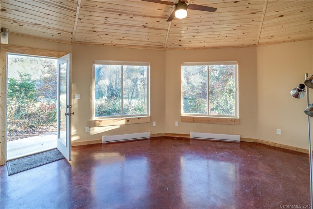 2433 Silvers Welch Road Old Fort NC 28762