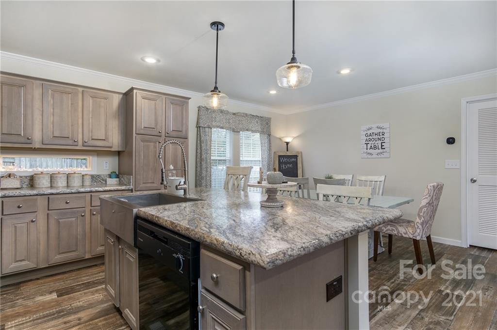 7 County Cork Way Candler NC 28715