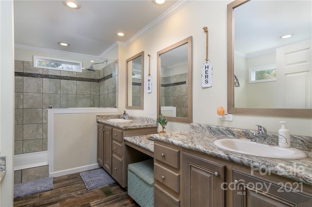 7 County Cork Way Candler NC 28715