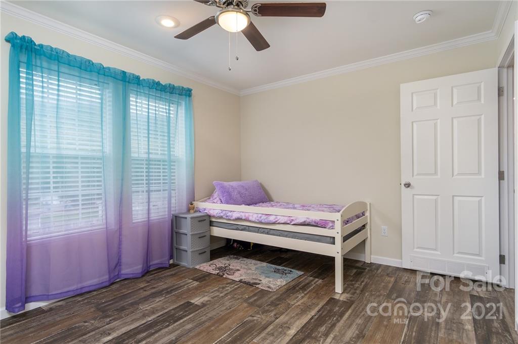 7 County Cork Way Candler NC 28715