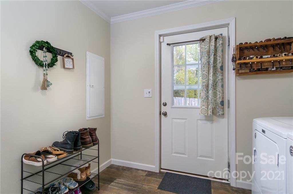 7 County Cork Way Candler NC 28715