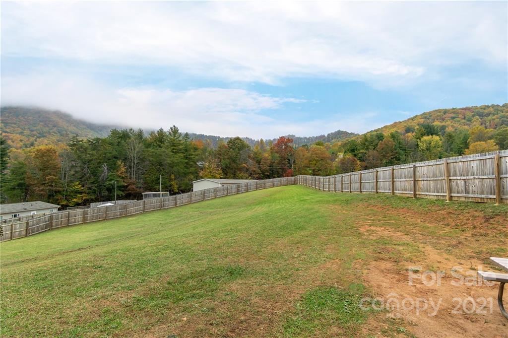 7 County Cork Way Candler NC 28715