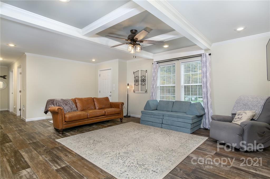 7 County Cork Way Candler NC 28715