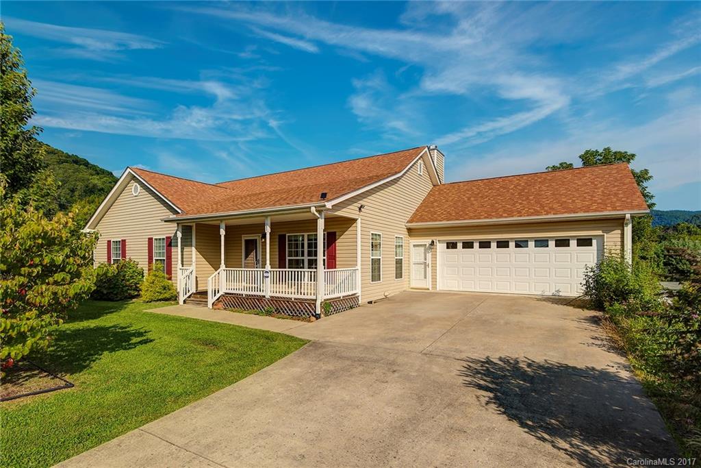 183 Mountain Heights Avenue Hot Springs NC 28743