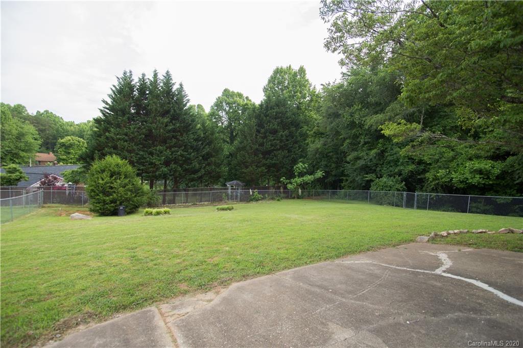 2457 Nix Creek Road Marion NC 28752