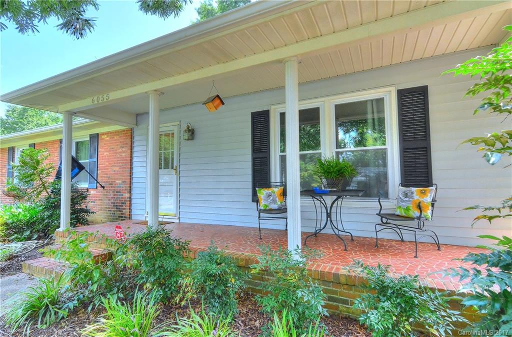 6055 Charing Place Charlotte NC 28211