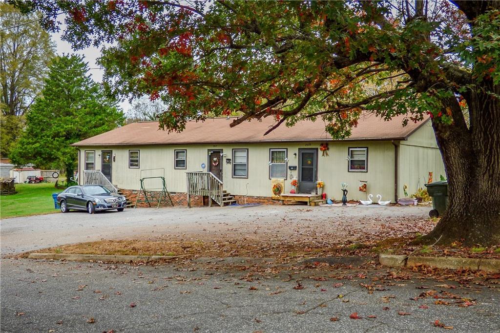 265 4th Avenue Se Hickory NC 28602
