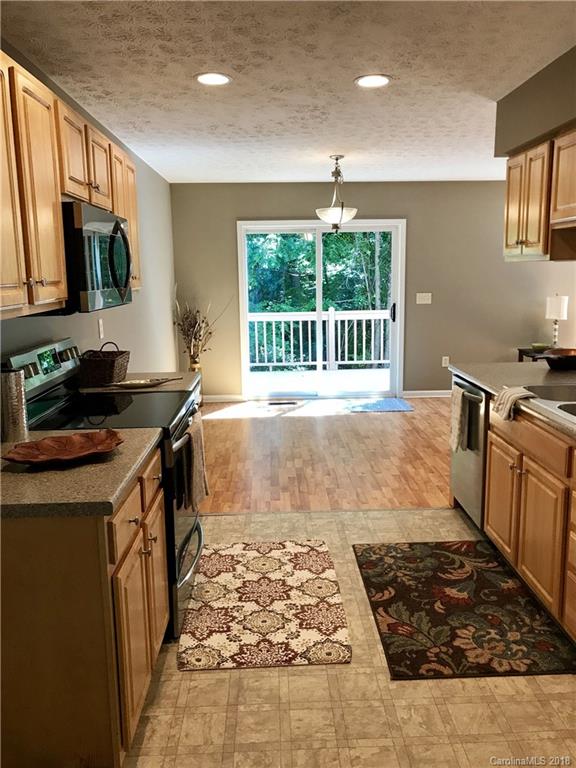 26 Mosers Place Candler NC 28715