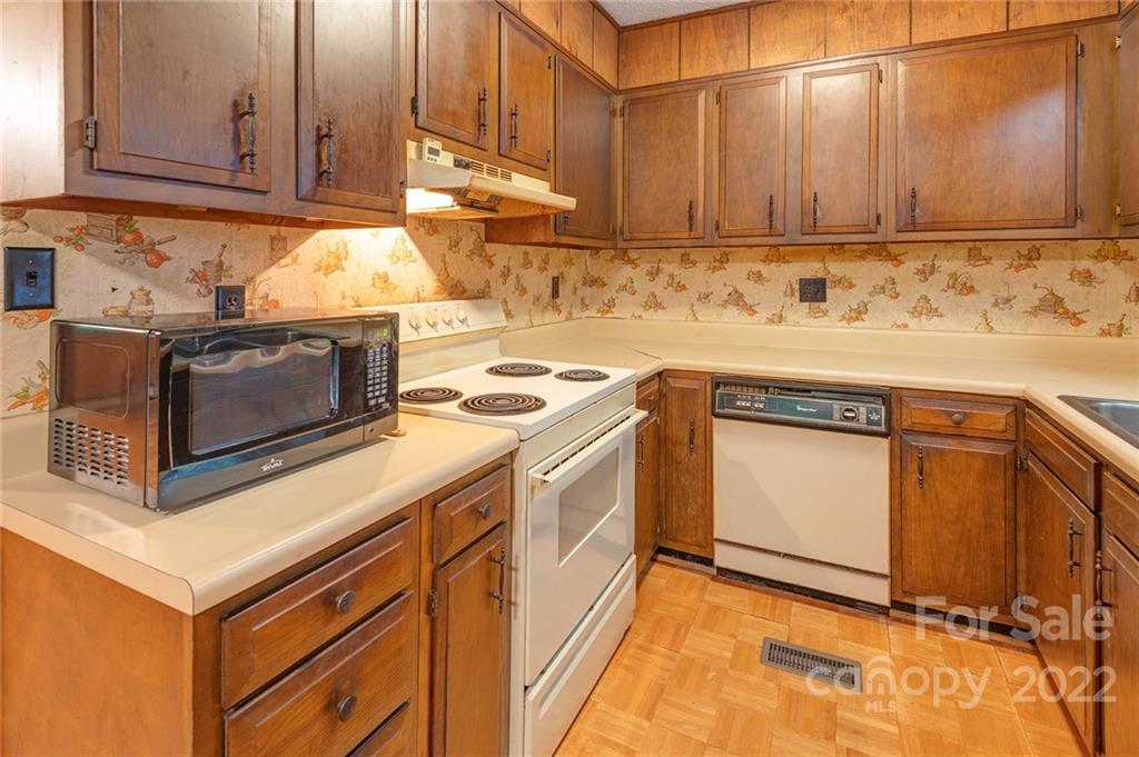 90 Beech Valley Estate Weaverville NC 28787