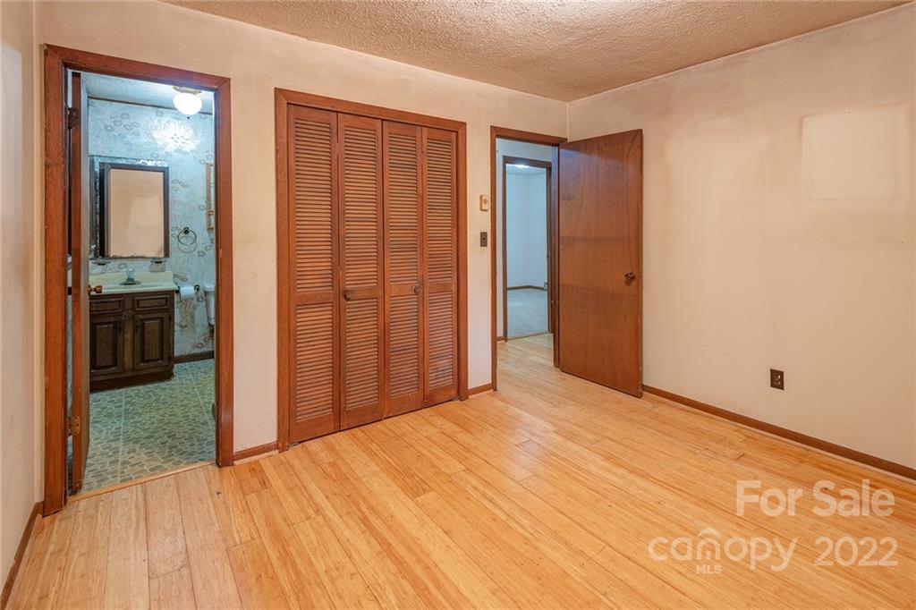90 Beech Valley Estate Weaverville NC 28787