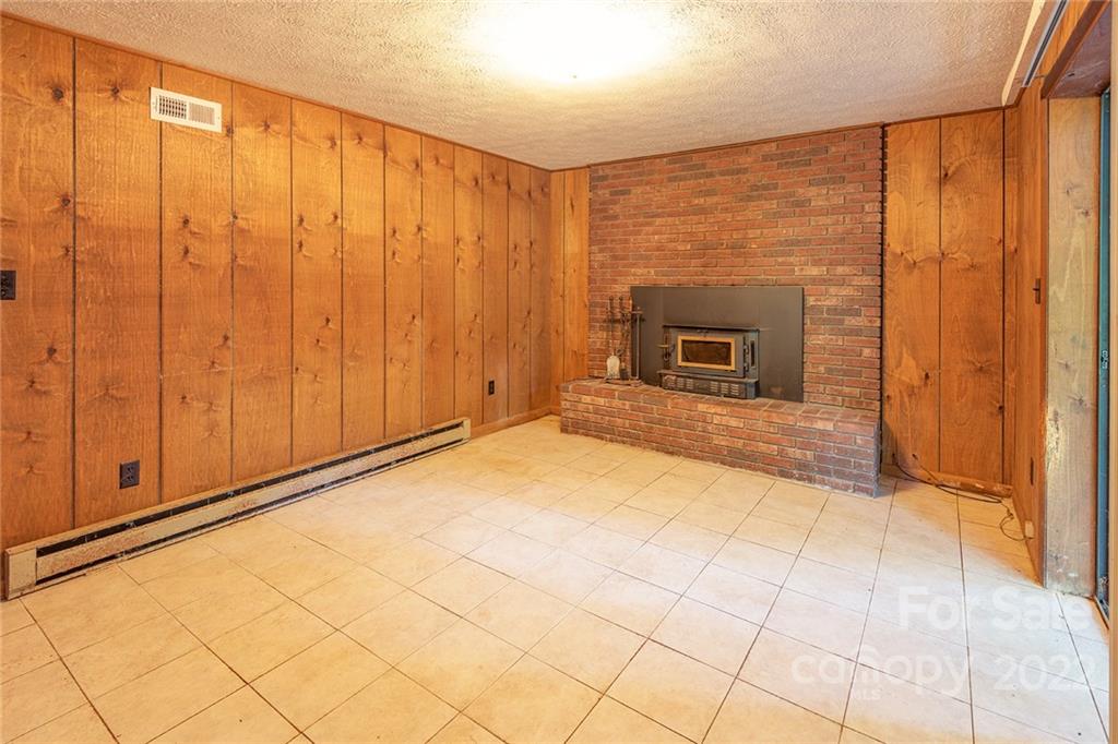 90 Beech Valley Estate Weaverville NC 28787