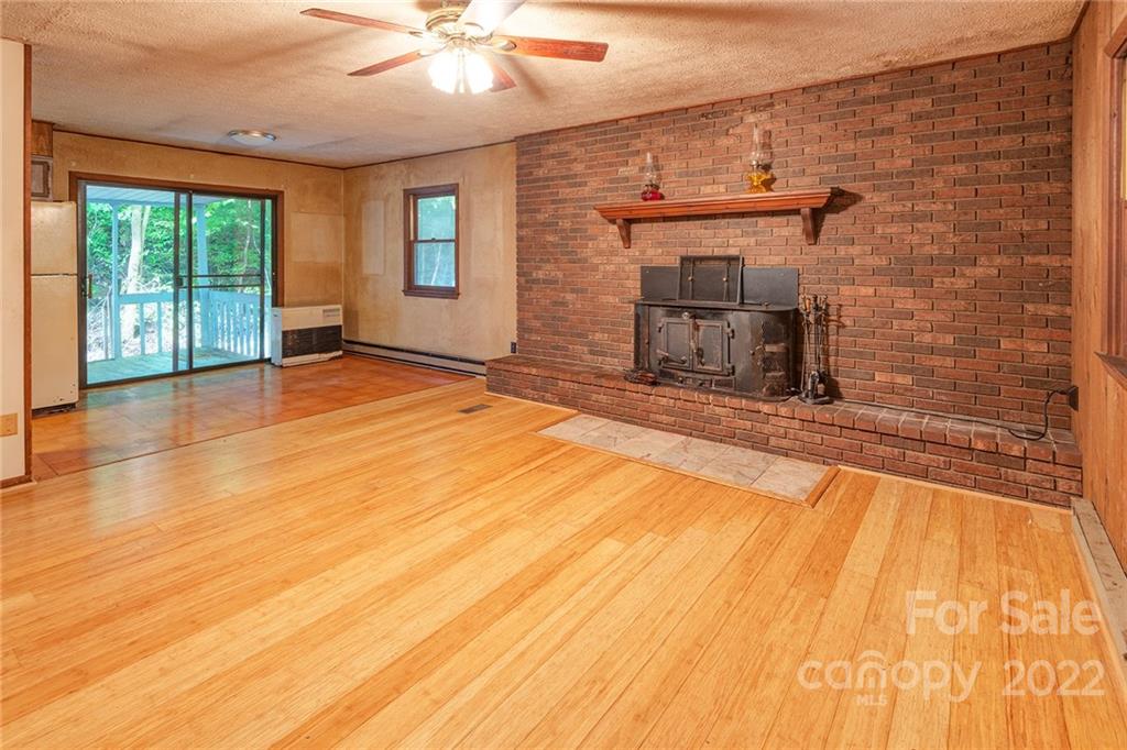 90 Beech Valley Estate Weaverville NC 28787