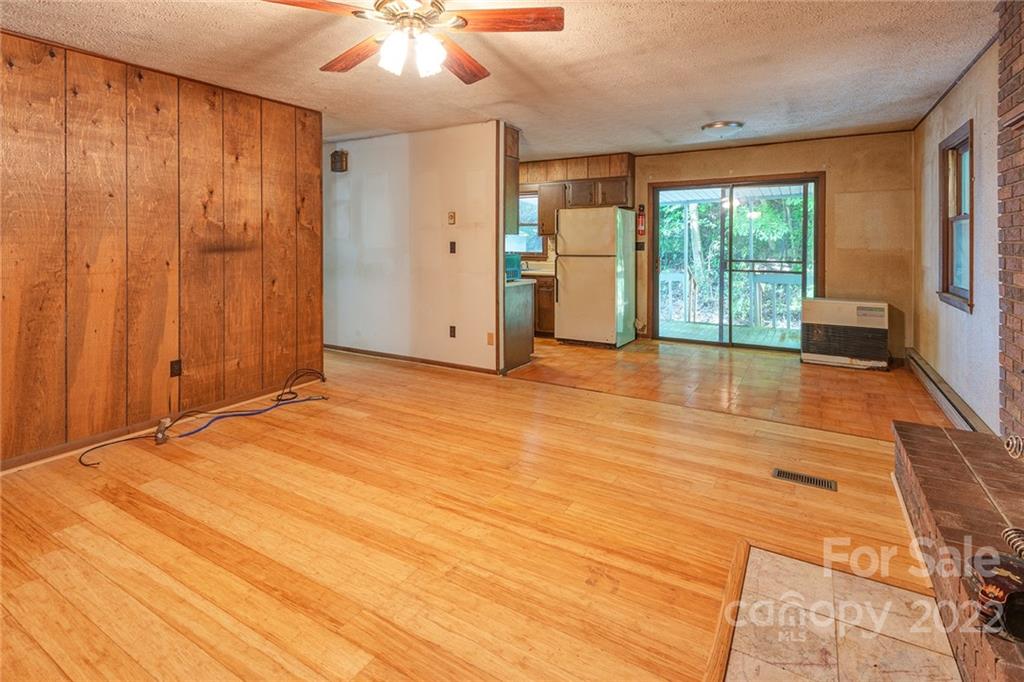 90 Beech Valley Estate Weaverville NC 28787