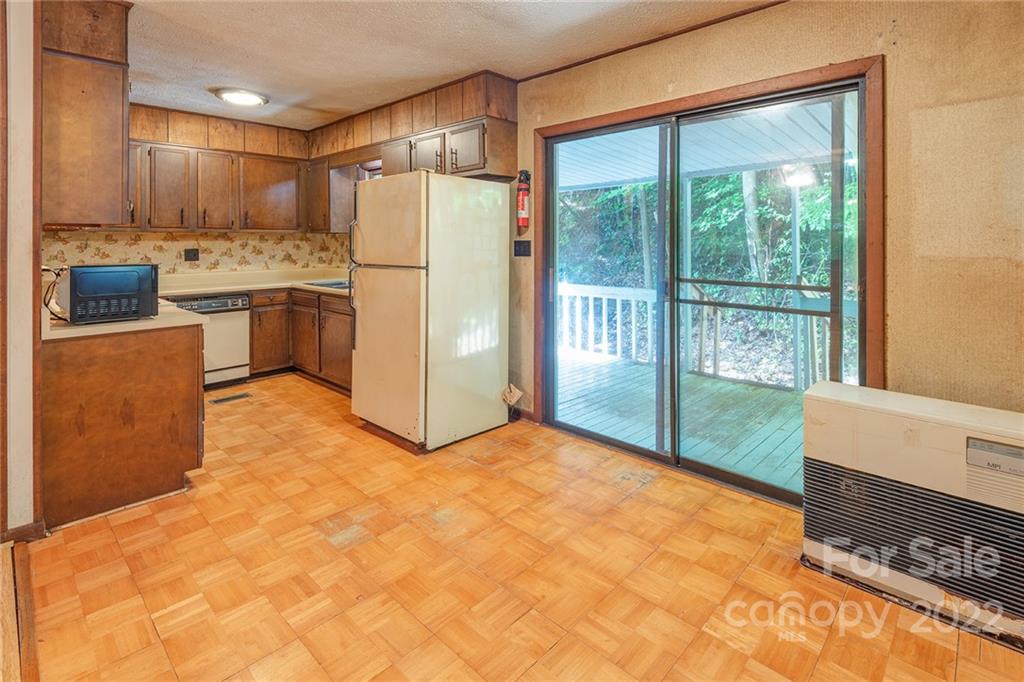 90 Beech Valley Estate Weaverville NC 28787