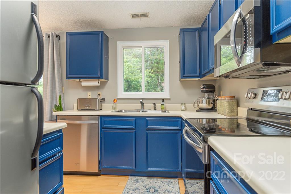 74 Gibson Road Asheville NC 28804