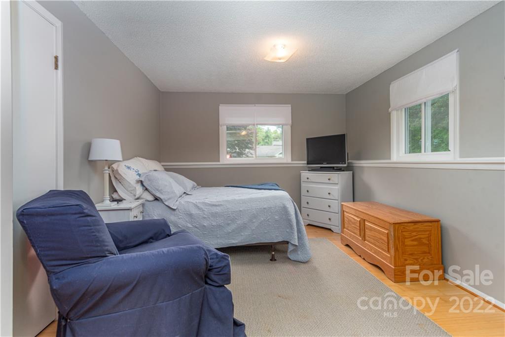 74 Gibson Road Asheville NC 28804