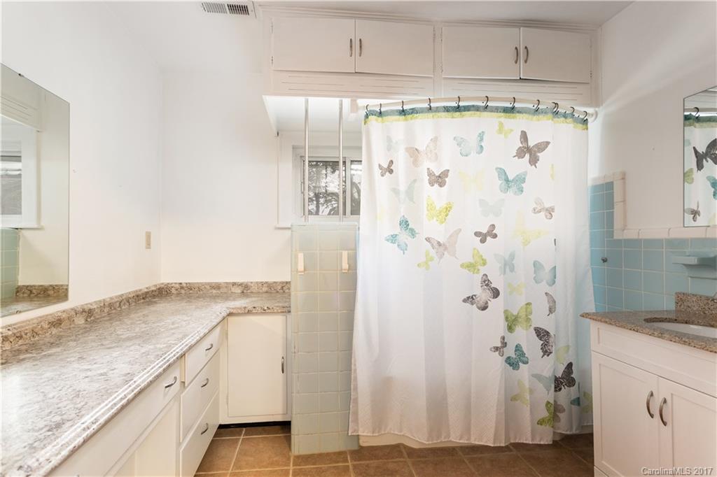 20 Evergreen Avenue Asheville NC 28806