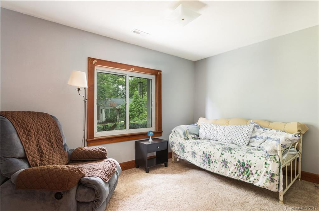 20 Evergreen Avenue Asheville NC 28806
