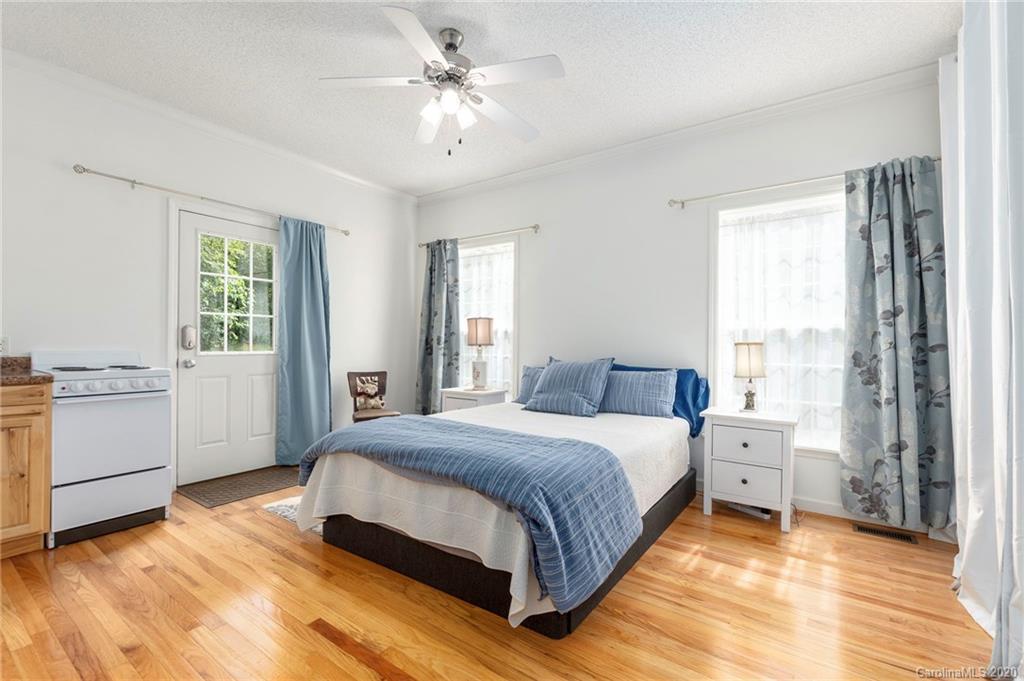 20 Coleman Street Weaverville NC 28787