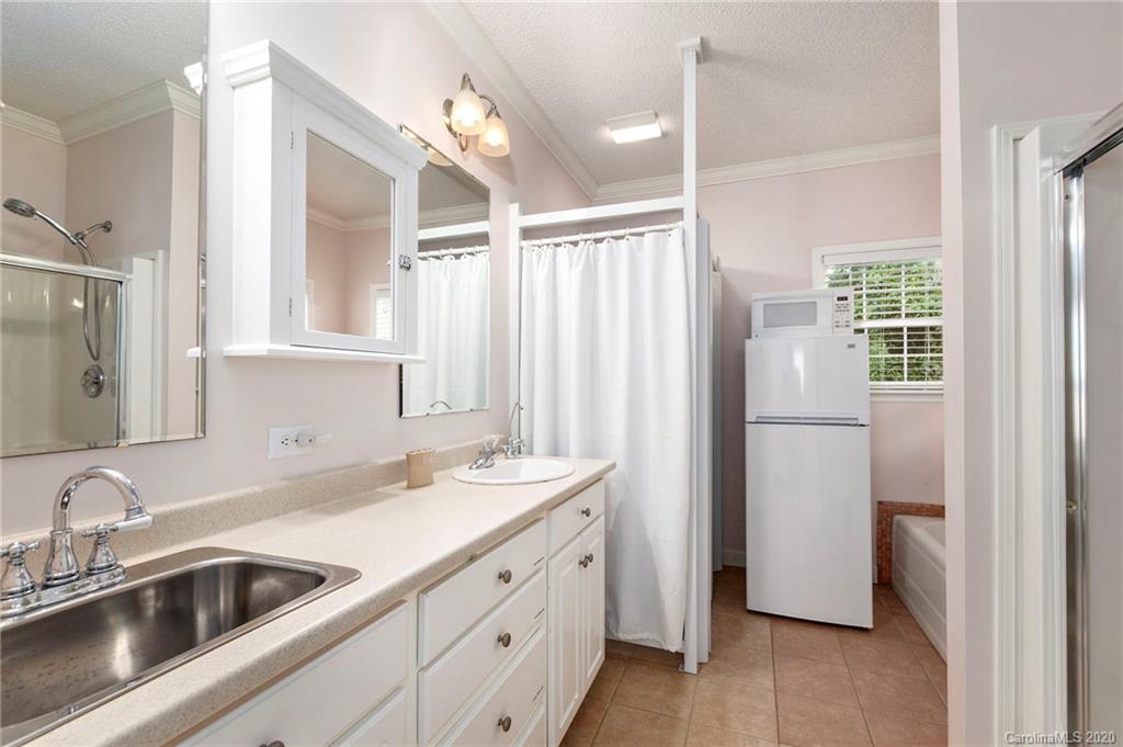 20 Coleman Street Weaverville NC 28787