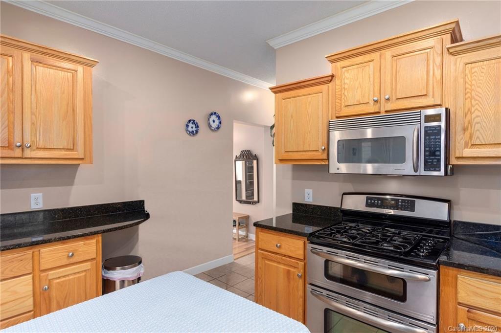 20 Coleman Street Weaverville NC 28787