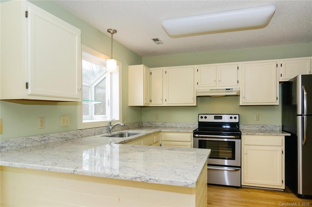 11 Fox Lair Court Asheville NC 28805