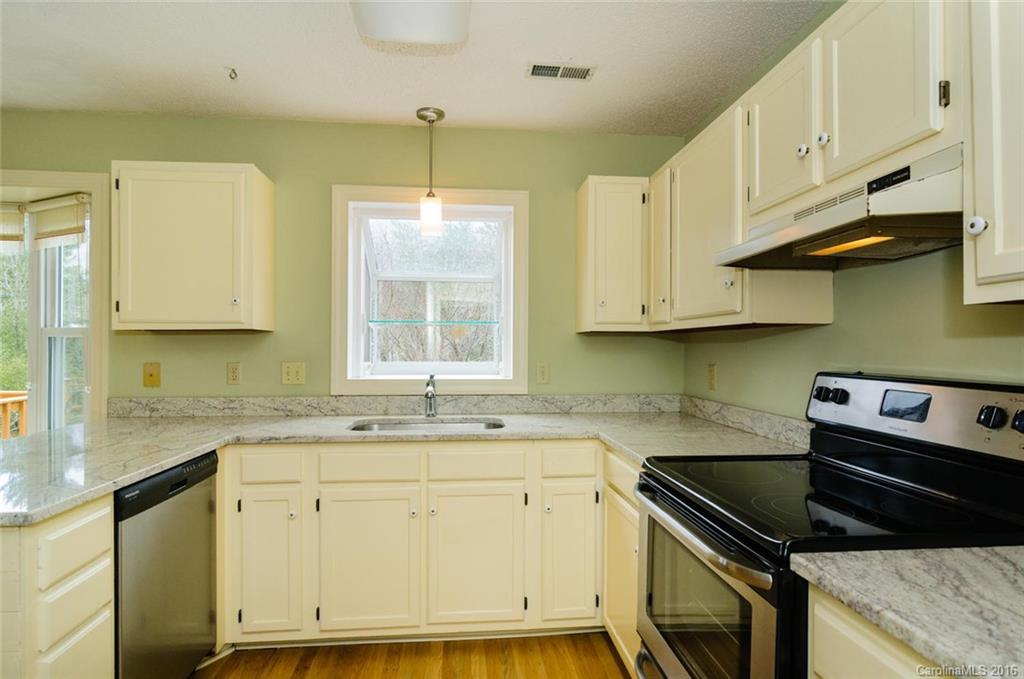11 Fox Lair Court Asheville NC 28805