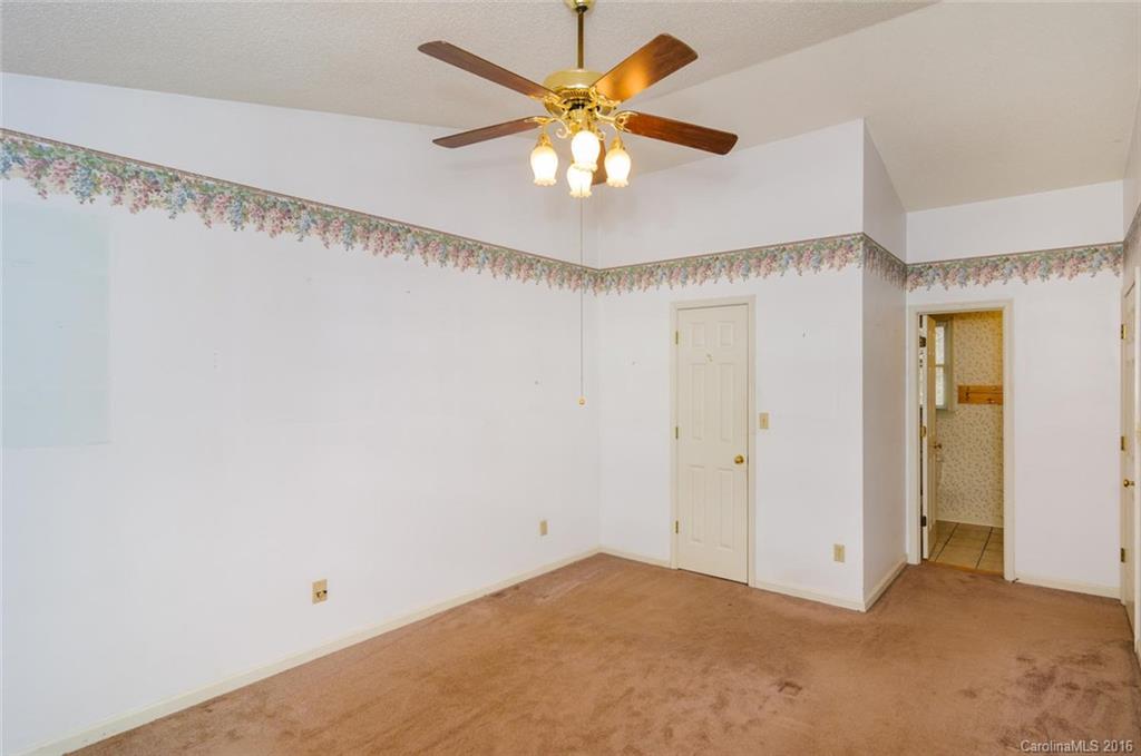 11 Fox Lair Court Asheville NC 28805