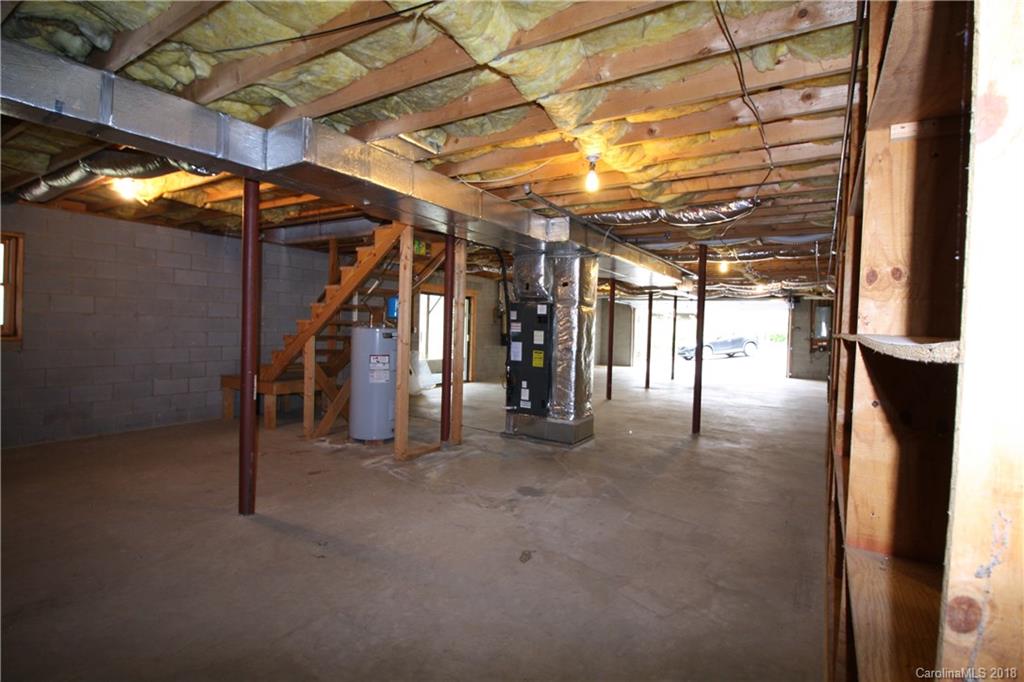 83 Lovers Loop Road Asheville NC 28803
