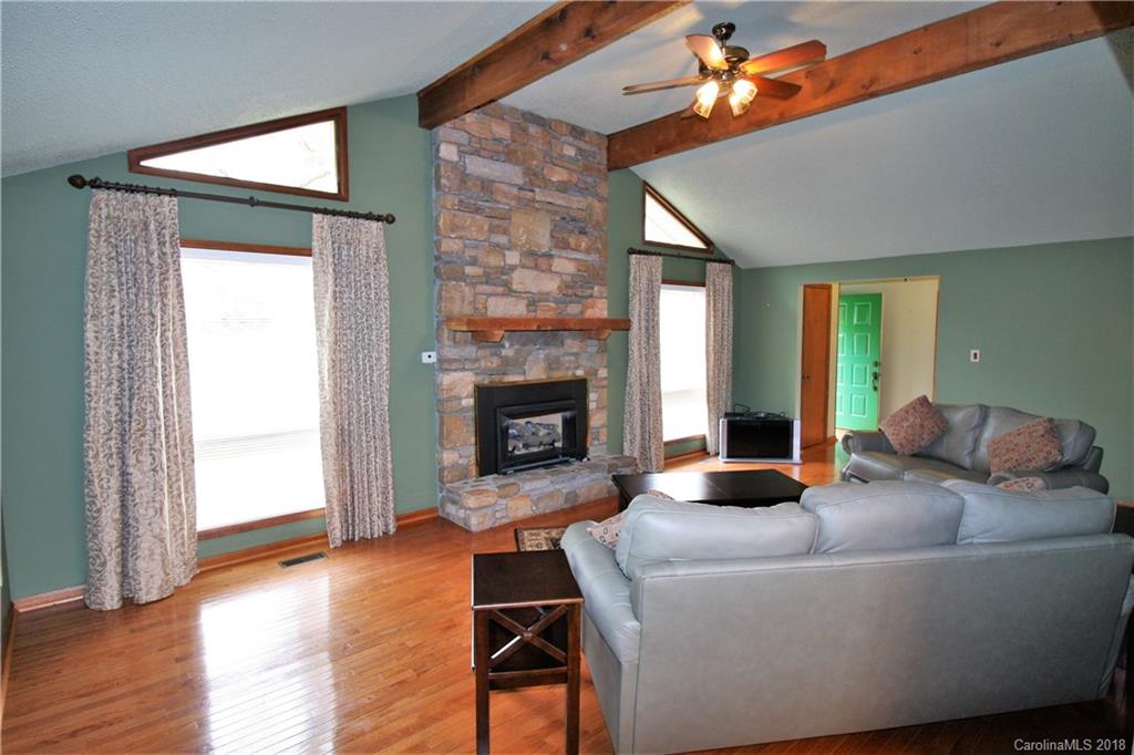83 Lovers Loop Road Asheville NC 28803