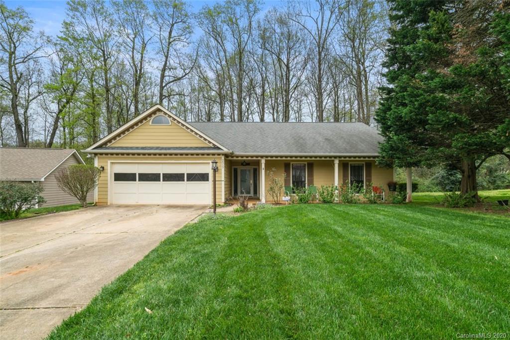2517 Century Oaks Lane Charlotte NC 28262