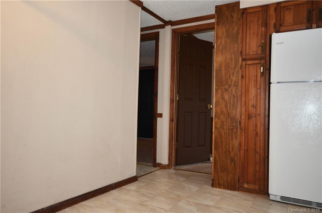 30 Woodscape Drive Mills River NC 28759