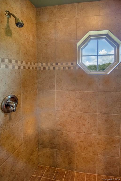 66 Pinnacle Road Burnsville NC 28714