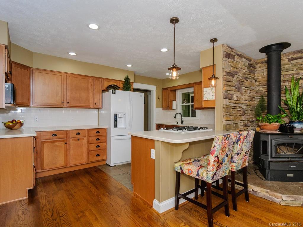 7 Overlook Court Asheville NC 28803