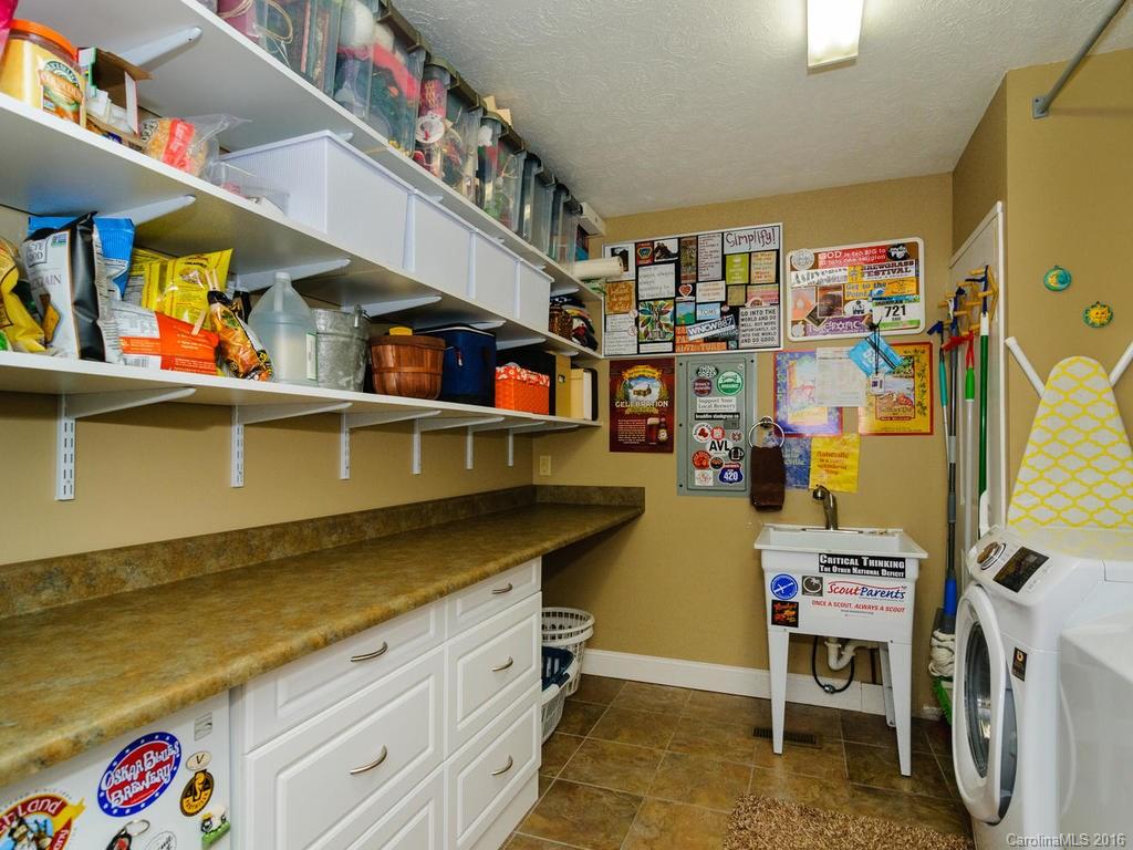 7 Overlook Court Asheville NC 28803