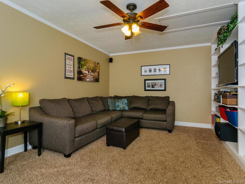 7 Overlook Court Asheville NC 28803