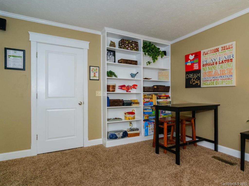 7 Overlook Court Asheville NC 28803