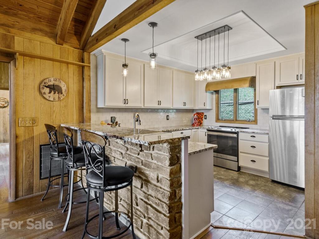 251 Riding High Road Waynesville NC 28785