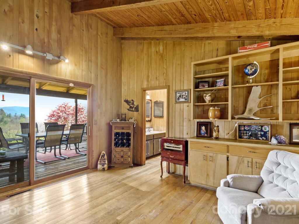 251 Riding High Road Waynesville NC 28785